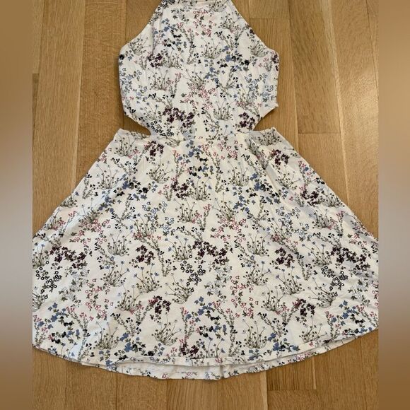 Floral Halter Dress from Garage - Picture 3 of 6